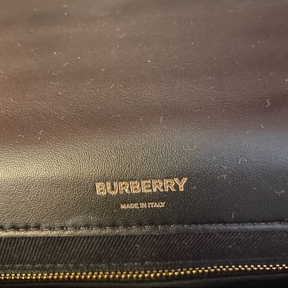 BURBERRY Lola TB Quilted Shoulder Bag US Medium perfect condition - Picture 7 of 10